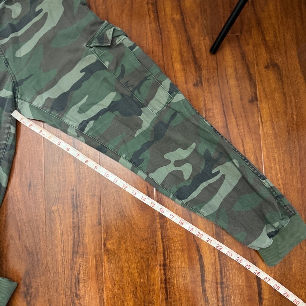 TNA Camo Cargo Pants Drawstring Size Medium - Picture 6 of 8